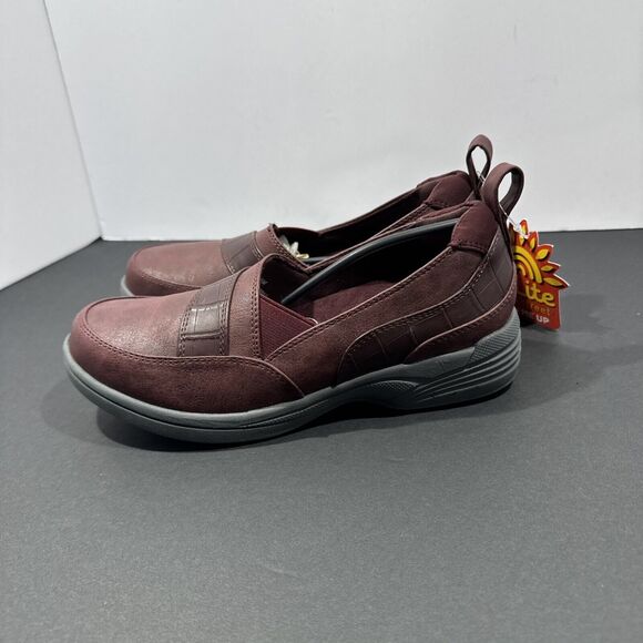 NEW So Lite by Easy Street Slip on Burgundy Clogs Women's Size 5 M - Picture 3 of 10
